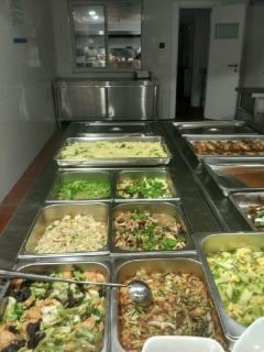 聚焦企業(yè)餐飲管理 從員工餐到團(tuán)膳承包的專業(yè)解決方案