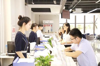 當(dāng)好企業(yè)的“店小二”——南昌高新區(qū)企業(yè)服務(wù)大廳正式啟動運營